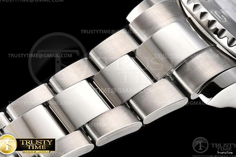 0206 ROLYM184A – YachtMaster SmartChoice 1079